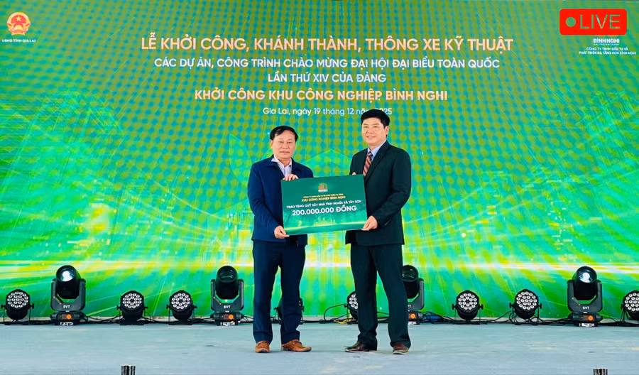 gen-h-z7342375133102-c85511afab4630826cab7781a606ca5f-2801.jpg