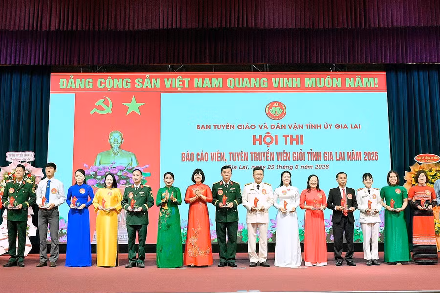 thi-sinh-tham-gia-hoi-thi.jpg