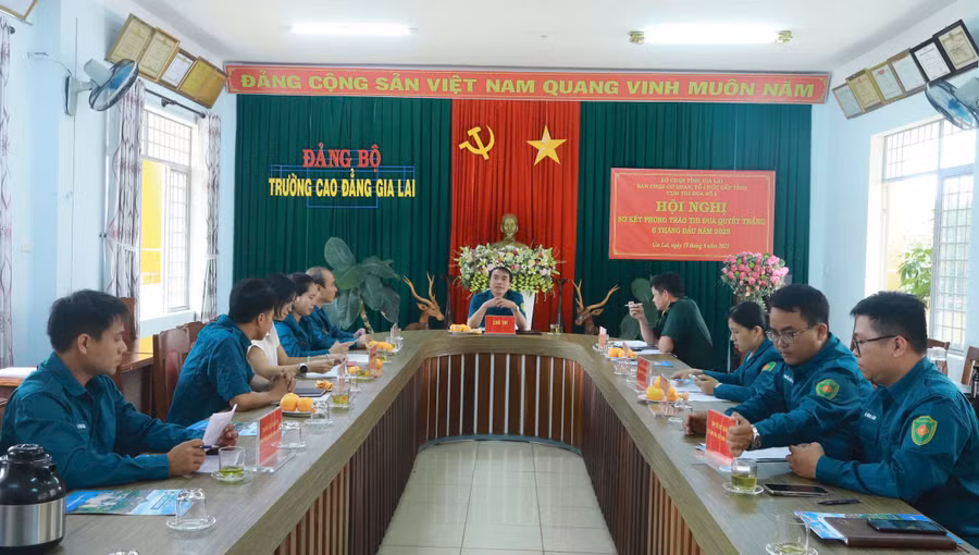 hoi-nghi-so-ket-phong-trao-thi-dua-quyet-thang-6-thang-dau-nam-2025-cum-thi-dua-so-2-anh-anh-ha.jpg