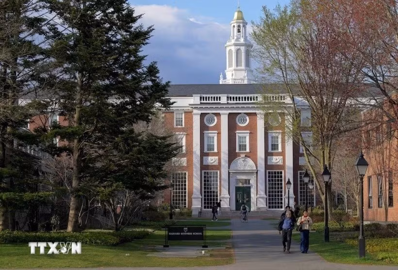 dai-hoc-harvard.jpg