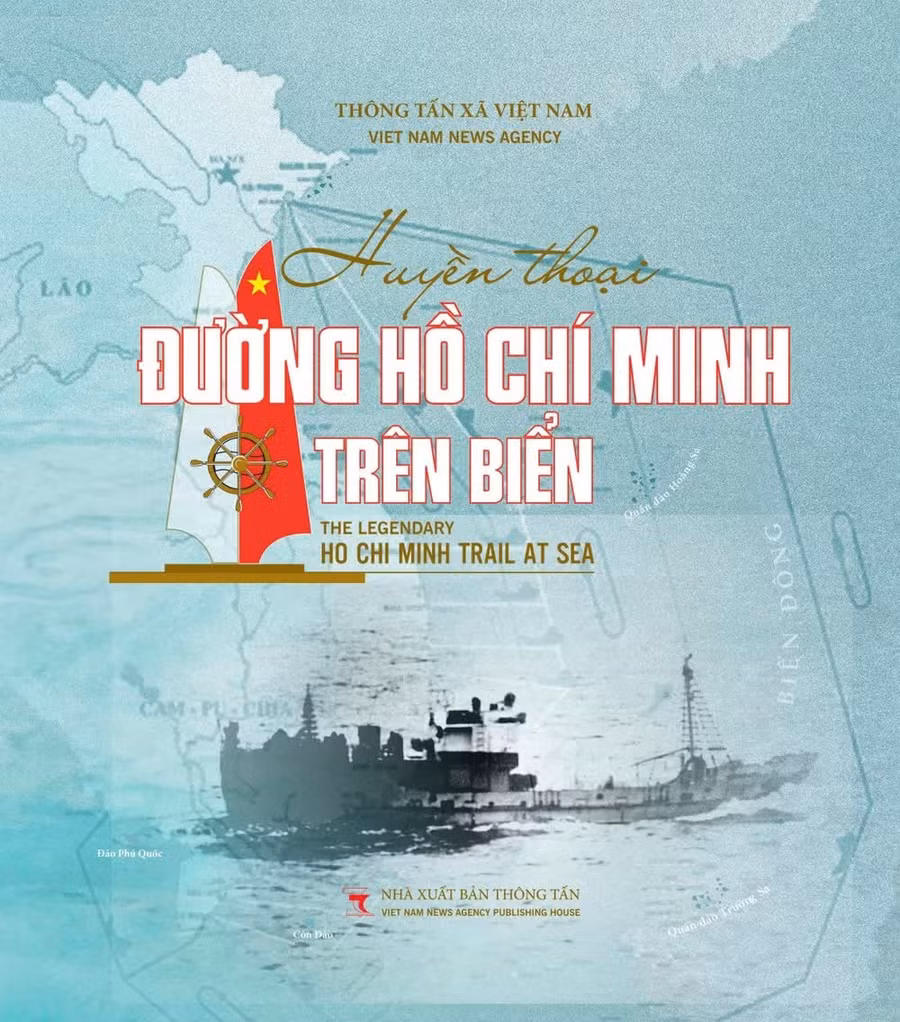 sach-duong-ho-chi-minh-tren-bien.jpg