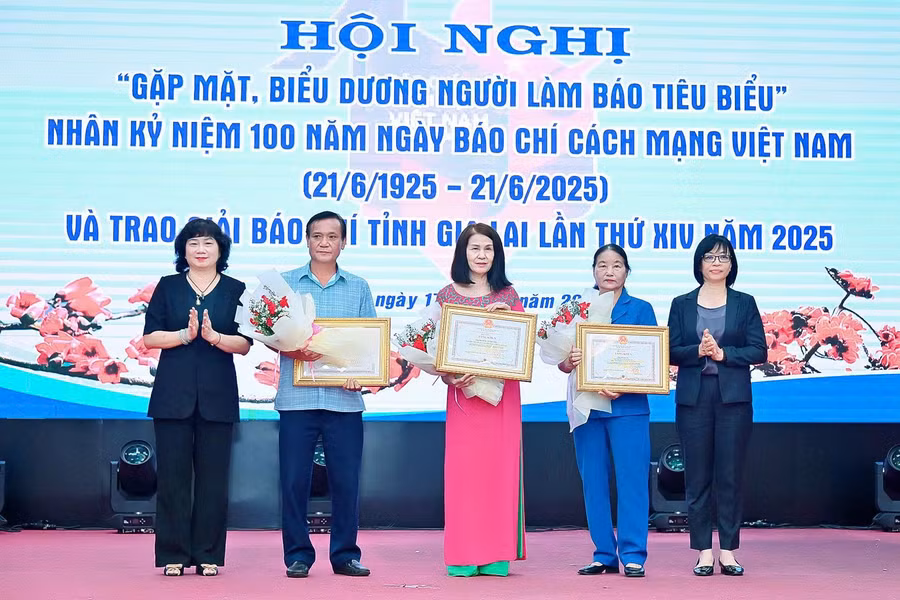 d3347a53010cb652ef1d.jpg