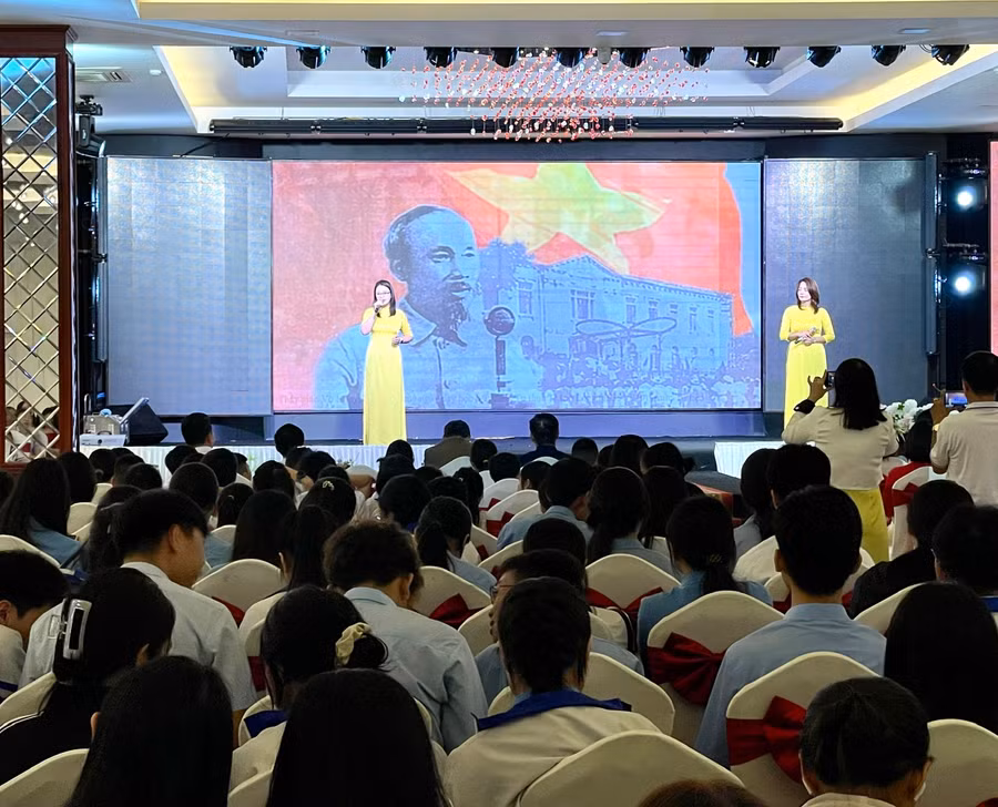 ecce252f819609c85087.jpg