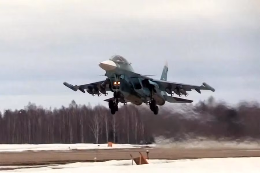 may-bay-sukhoi-su-34-cua-nga-anh-afp.jpg