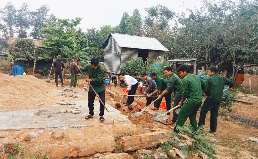 1nhadot.jpg