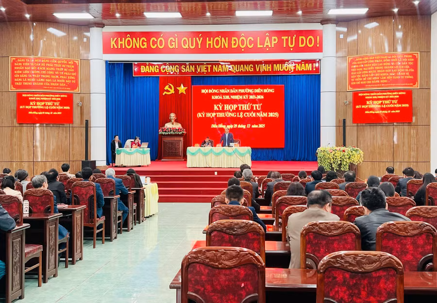quang-canh-ky-hop.jpg