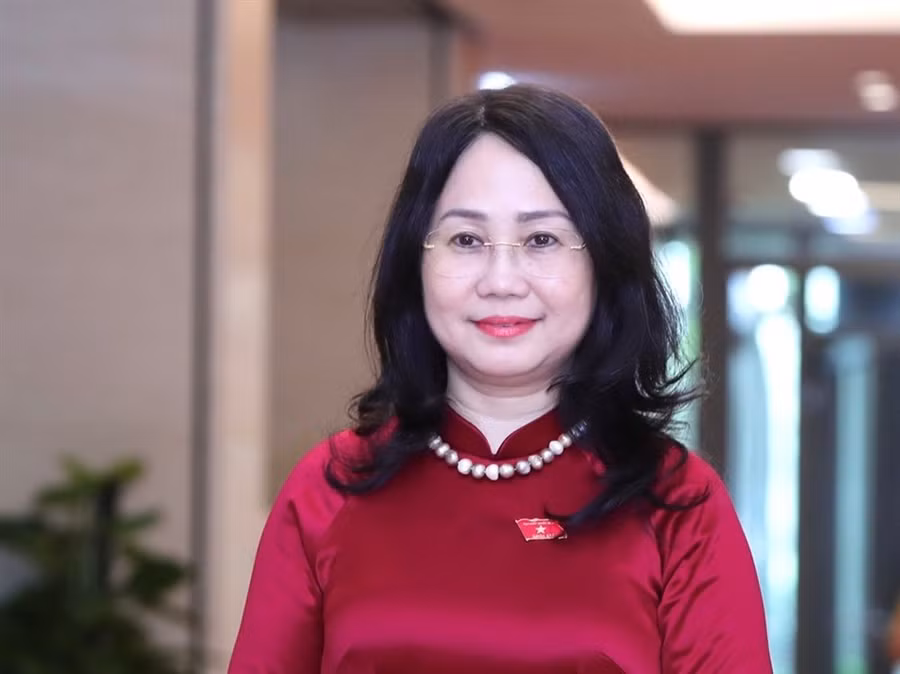 bo-truong-lam-thi-phuong-anh-chuan-zixx.jpg