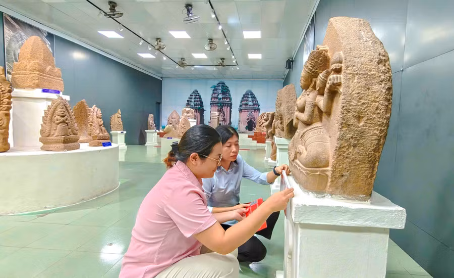 bao-tang-tinh-gia-lai-gan-ma-qr-cho-cac-bao-vat-quoc-gia.jpg
