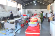 Đề xuất xử phạt 10 triệu đồng hai cơ sở vi phạm an toàn thực phẩm 