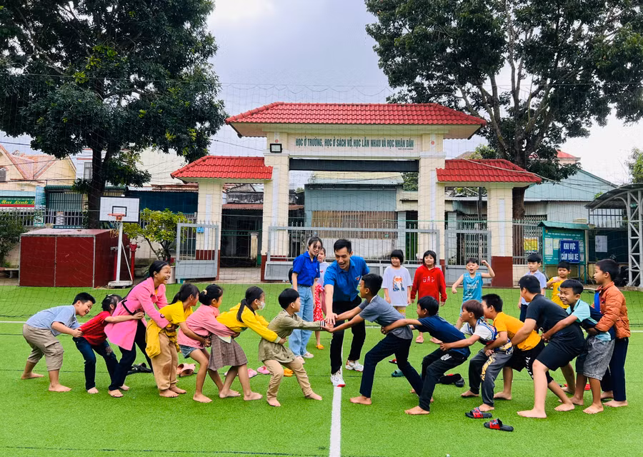 Tháng hành động vì trẻ em năm 2024 được triển khai nhằm mục đích tạo môi trường sống an toàn, thân thiện, lành mạnh cho trẻ em. Ảnh: M.N