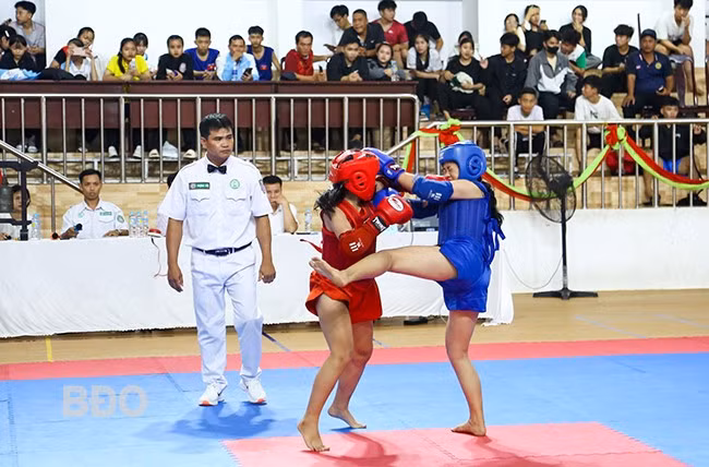 Tại Hội khỏe Phù Đổng tỉnh Bình Định lần thứ X - năm 2024, nội dung đối kháng trong môn thi đấu võ cổ truyền được đưa vào chương trình thi đấu chính thức. Ảnh: N.DŨNG