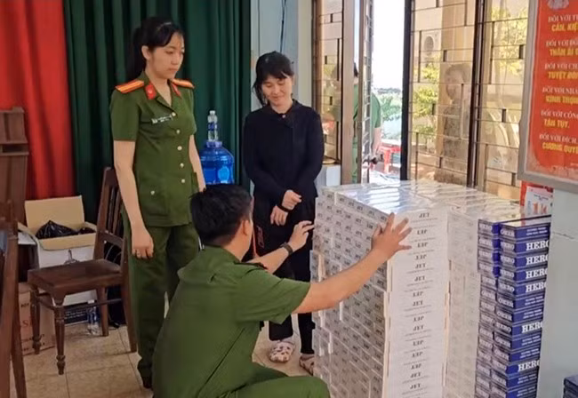 Bà Trần Thị Thúy Vân tại cơ quan công an. Ảnh: CA cung cấp.