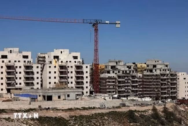 Công trình xây dựng khu định cư của Israel tại Bờ Tây ngày 29/2/2024. (Ảnh: Getty Images/TTXVN)