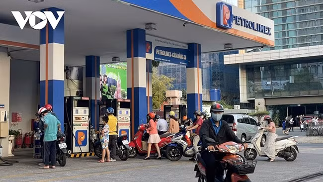Giá xăng dầu được điều chỉnh giảm từ 0h00 ngày 1.7