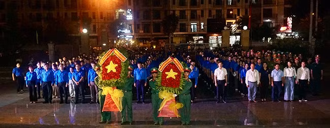 Quang cảnh buổi lễ. Ảnh: D.L Quang cảnh buổi lễ. Ảnh: D.L