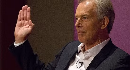 Cựu Thủ tướng Anh Tony Blair được cho là lừa dối quốc hội để nhận được sự ủng hộ đối với quyết định đánh Iraq vào năm 2003.