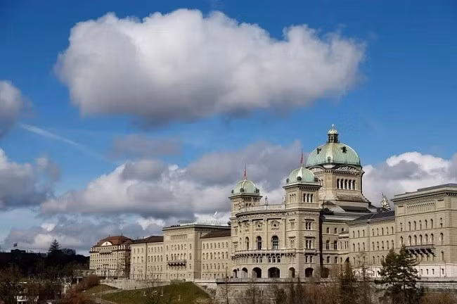 Tòa nhà quốc hội Thụy Sĩ. Ảnh minh họa: The Kyiv Independent. Tòa nhà quốc hội Thụy Sĩ. Ảnh minh họa: The Kyiv Independent.