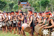 Đê Ktu - Làng văn hóa truyền thống