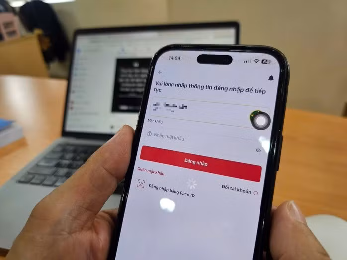 Người dân khó truy cập vào VNeID để xem địa chỉ mới của mình
