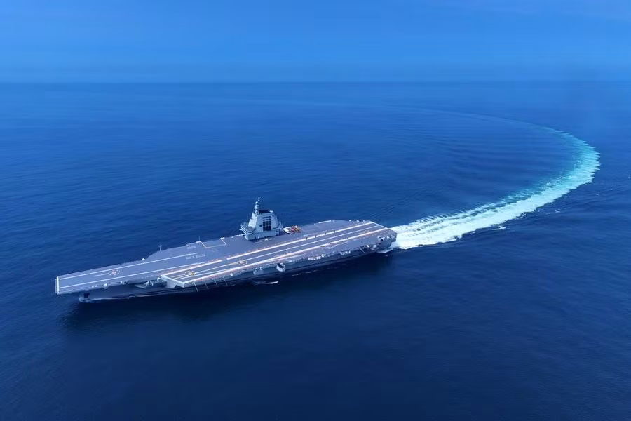 Tàu sân bay Phúc Kiến của Trung Quốc. Ảnh: Xinhua