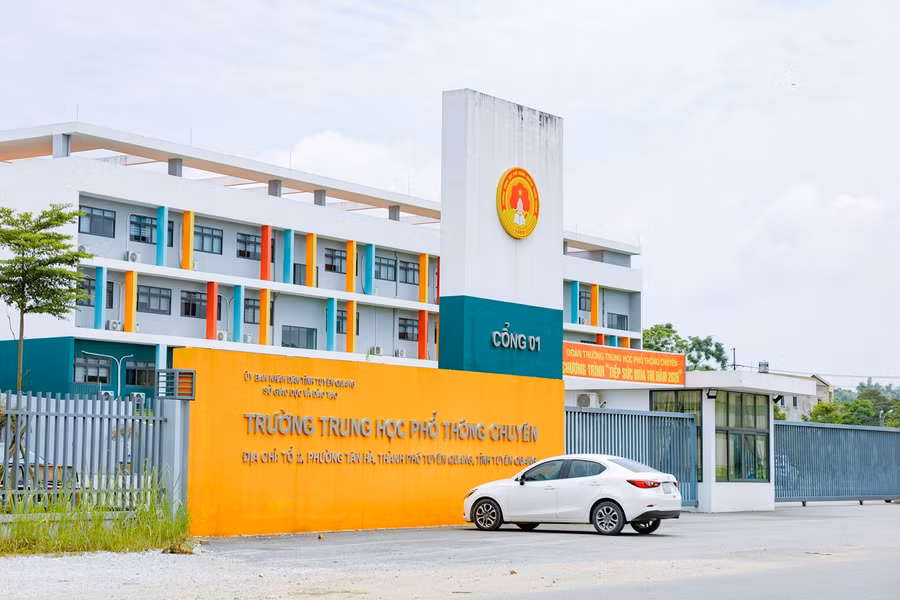 328-thi-sinh-chuyen-tuyen-quang-sau-thi-lai-se-duoc-xet-dai-hoc-the-nao.jpg