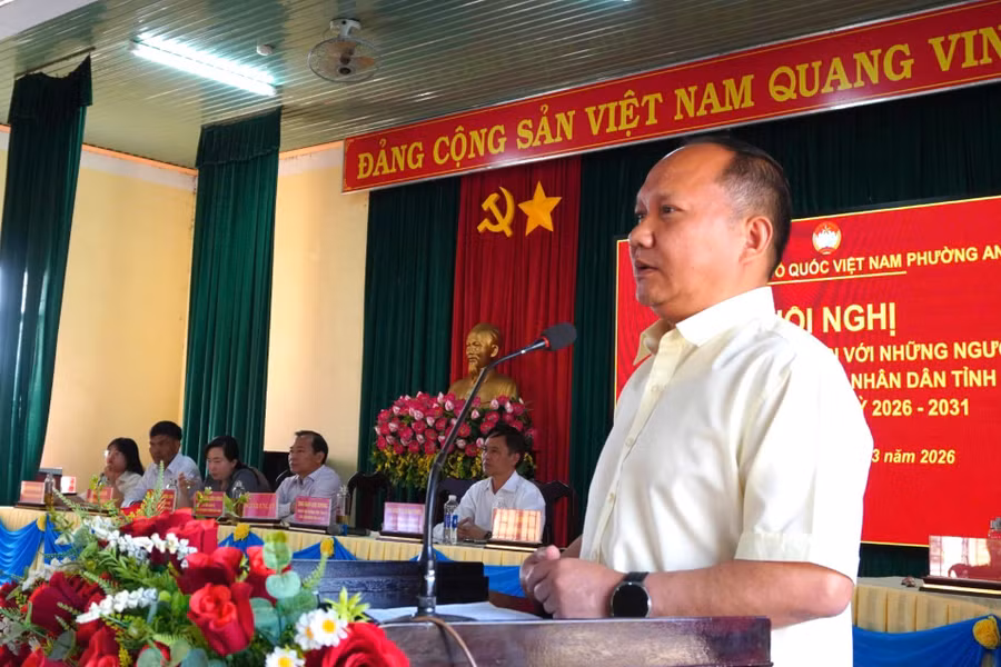 ong-rah-lan-chung-pbt-tu-ct-hdnd-tinh-phat-bieu-tai-hoi-nghi.jpg