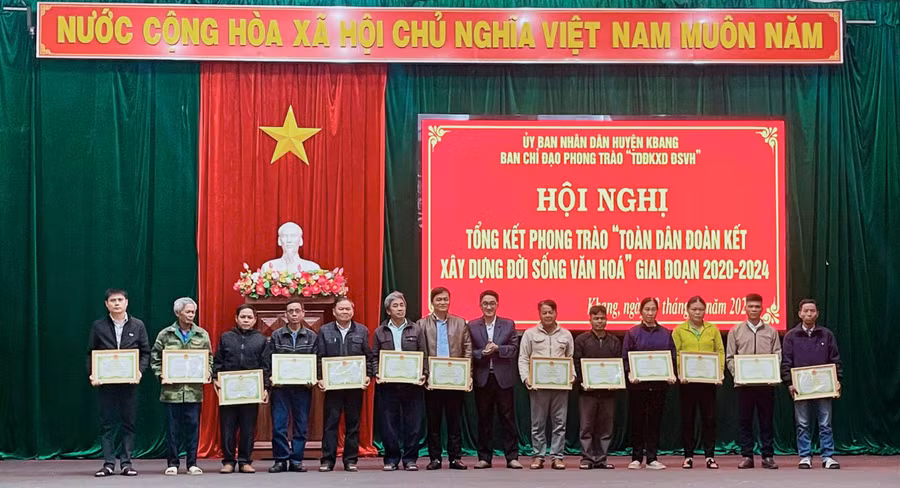 khen-thuong-ca-nhan.jpg