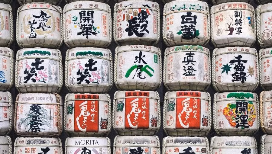 ruou-sake-cua-nhat-ban.jpg