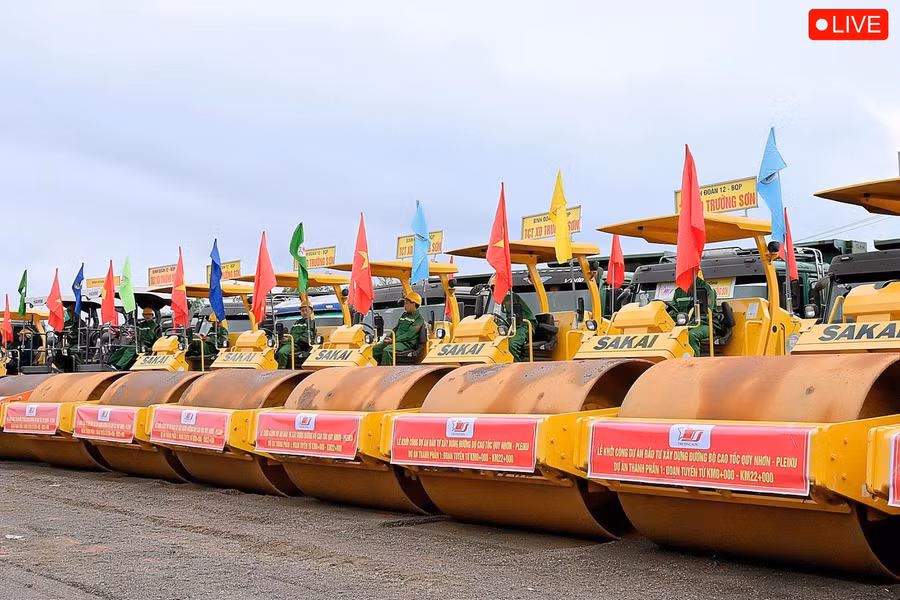 cac-don-vi-thi-cong-da-tap-trung-may-moc-thiet-bi-va-nhan-luc-de-trien-khai-thi-cong-sau-khi-le-khoi-cong-ket-thuc-dt-168.jpg