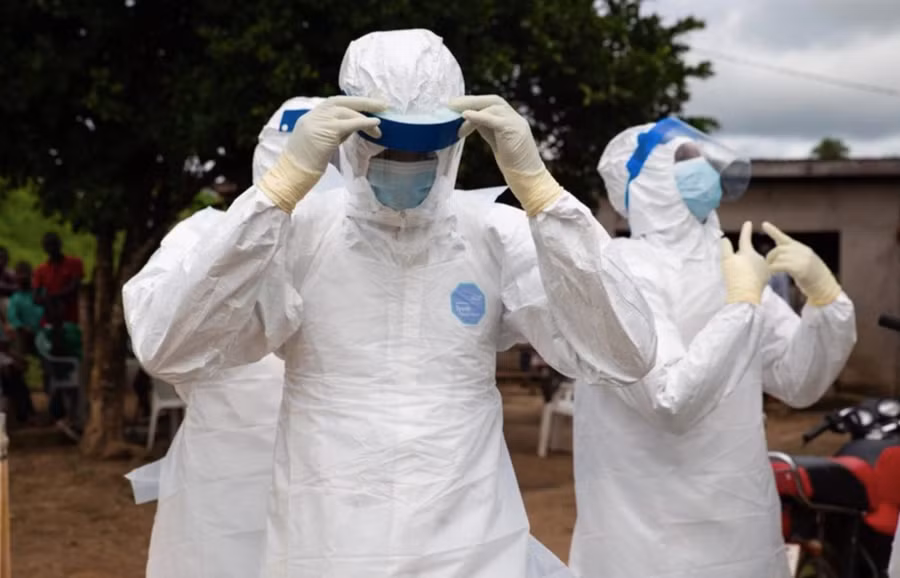 fifa-dua-ra-tuyen-bo-khan-cap-khi-dich-ebola-bung-phat-truoc-them-world-cup-2026.png
