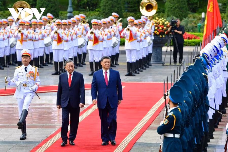 tong-bi-thu-to-lam-chu-tri-le-don-chinh-thuc-tong-bi-thu-chu-tich-nuoc-trung-quoc-tap-can-binh-tham-cap-nha-nuoc-den-viet-nam.jpg