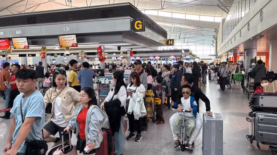 hang-bay-phai-boi-thuong-cho-khach-khi-delay-huy-chuyen-9374.jpg