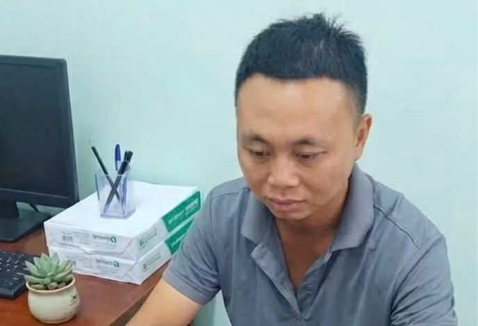 doi-tuong-nam-da-bi-khoi-to-tam-giam-ve-hanh-vi-co-y-gay-thuong-tich-anh-pham-cung.jpg