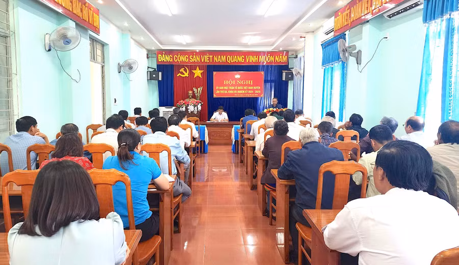 quang-canh-hoi-nghi-anh-najpg1-3063.jpg