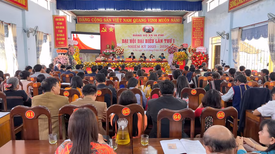 toan-canh-dai-hoi7.jpg