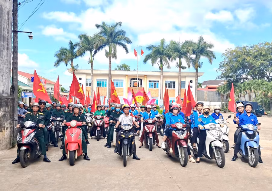 phuong-thong-nhat-ra-quan-tuyen-truyen-truc-quan-dieu-hanh-co-dong-bau-cu.jpg