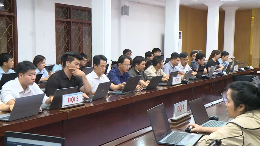 50-hoc-vien-tham-gia-dien-tap-thuc-chien-ung-cuu-su-co-an-toan-thong-tin-mang.jpg