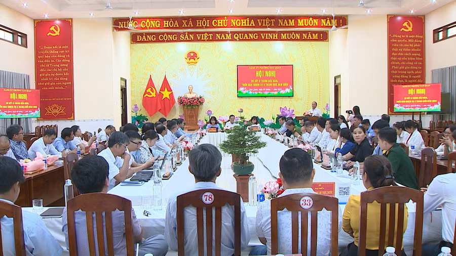 quang-canh-hoi-nghi-tai-phuong-tam-quan.jpg