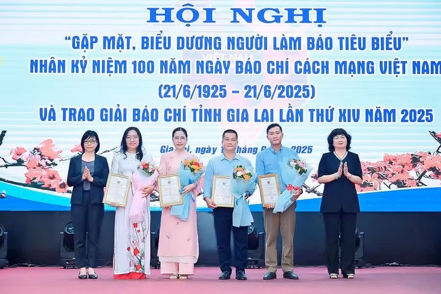 ban-hanh-quy-dinh-giai-bao-chi-tinh-gia-lai-nam-2026.jpg