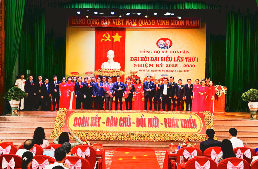 68-bch-xa-hoai-an-ra-mat-nhan-nhiem-vu.jpg