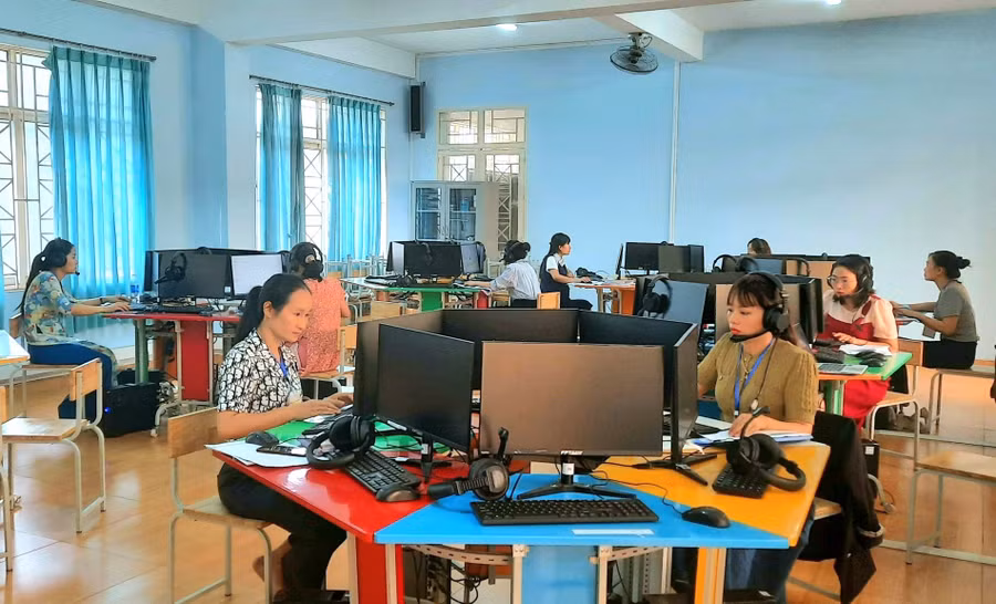 nghi-dinh-so-3112025nd-cp-bo-sung-quy-dinh-thanh-toan-hoc-phi-cho-nhung-giao-vien-tu-di-hoc-cac-nganh-hoac-chuyen-nganh-khong-du-dieu-kien-mo-lop-dao-tao.jpg