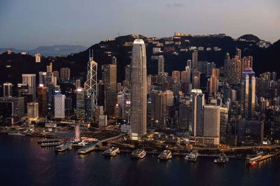 hong-kong-tro-thanh-trung-tam-tai-san-xuyen-bien-gioi-lon-nhat-the-gioi.jpg