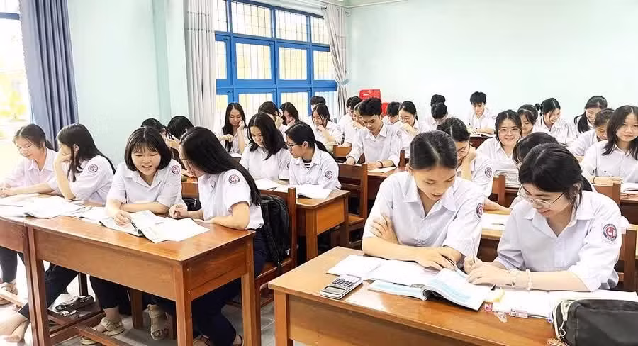 de-khong-mat-diem-dang-tiec-trong-bai-thi-tot-nghiep-thpt-mon-ngu-van.jpg