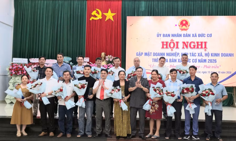 duc-co-gap-mat-doanh-nghiep-hop-tac-xa-ho-kinh-doanh-nam-2026.jpg