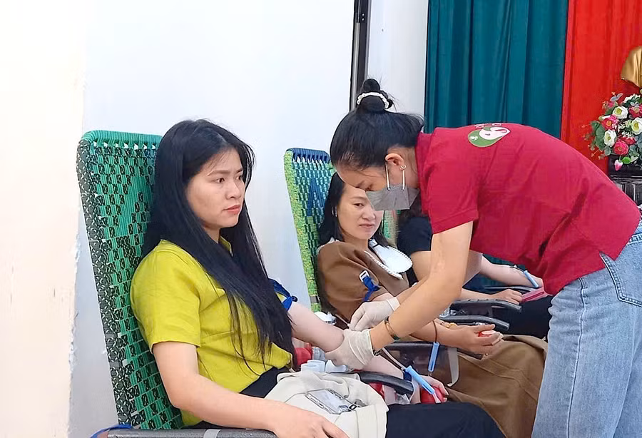nguoi-dan-huyen-mang-yang-tham-gia-hmtn.jpg