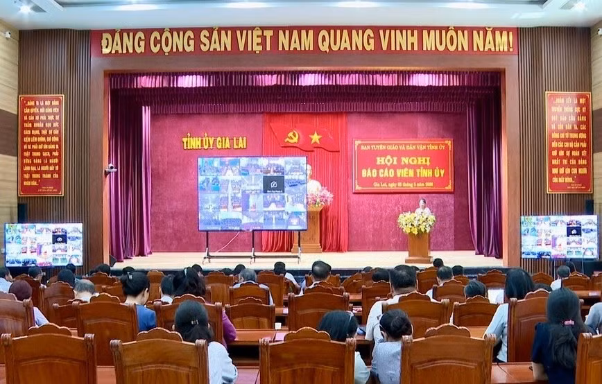hoi-nghi-bao-cao-vien-tinh-uy-thang-5-2026.jpg