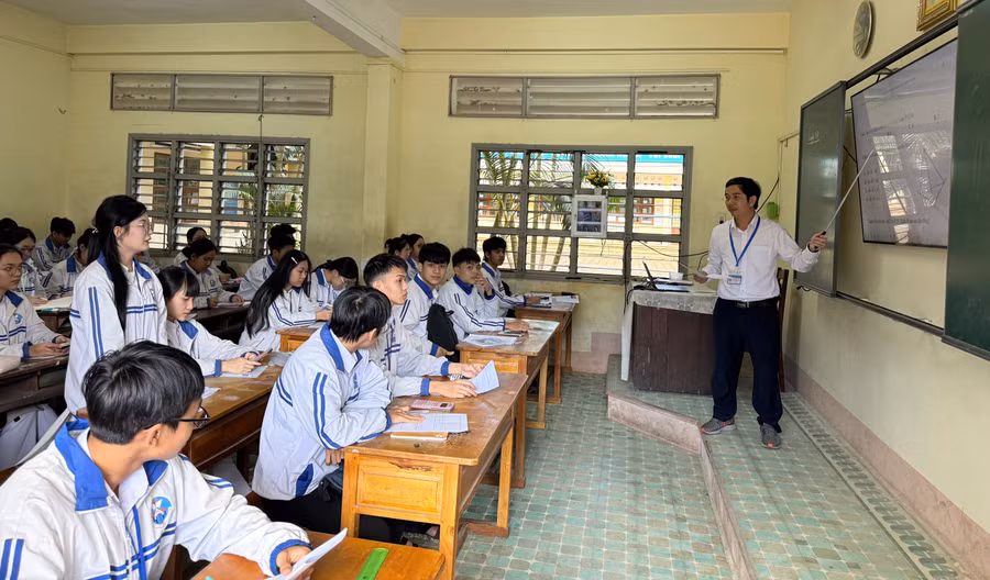 de-nguoi-thay-duoc-quyen-chon-luc-roi-buc-giang-1031.jpg