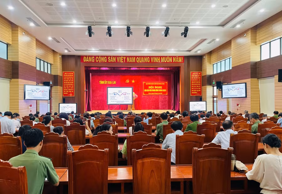quang-canh-hoi-nghi.jpg