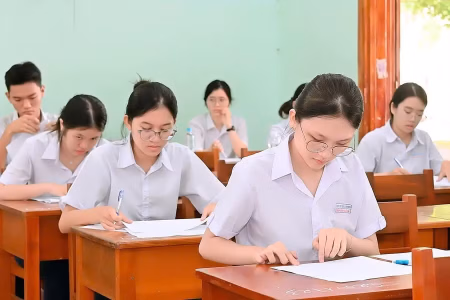 tot-nghiep-thpt.jpg