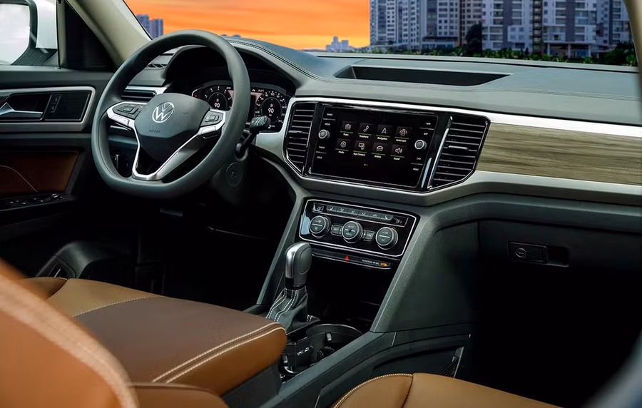 xedoisong-teaser-he-lo-suv-7-cho.jpg